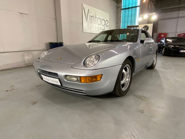 Porsche 968