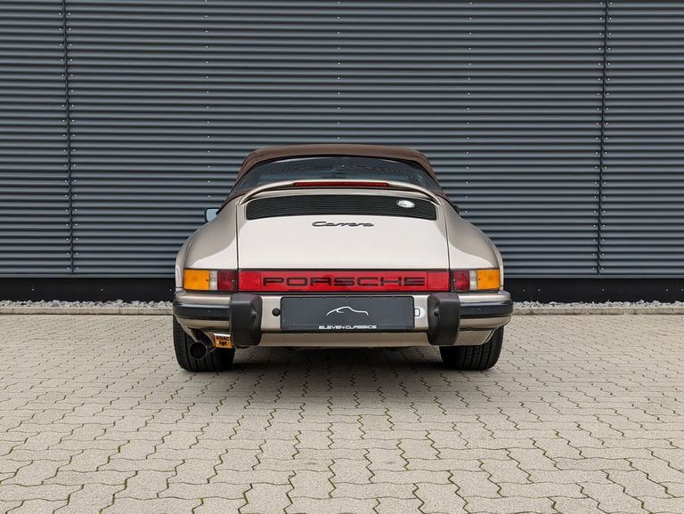 Porsche 911 Carrera 3.2