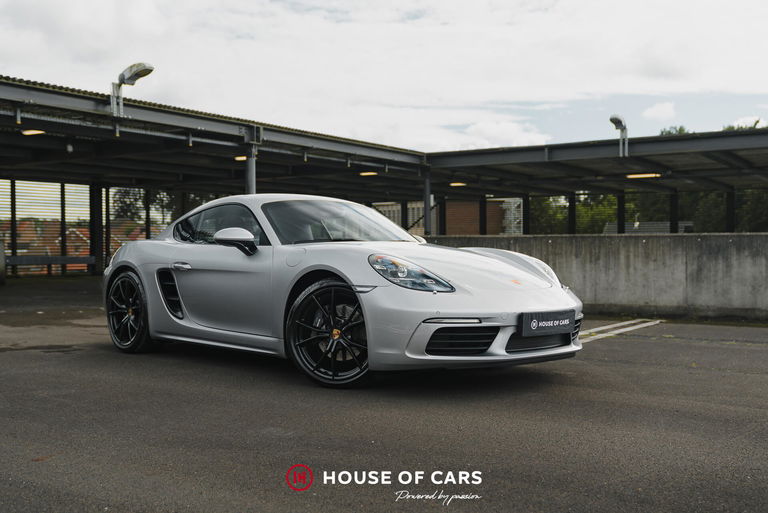 Porsche 718 Cayman