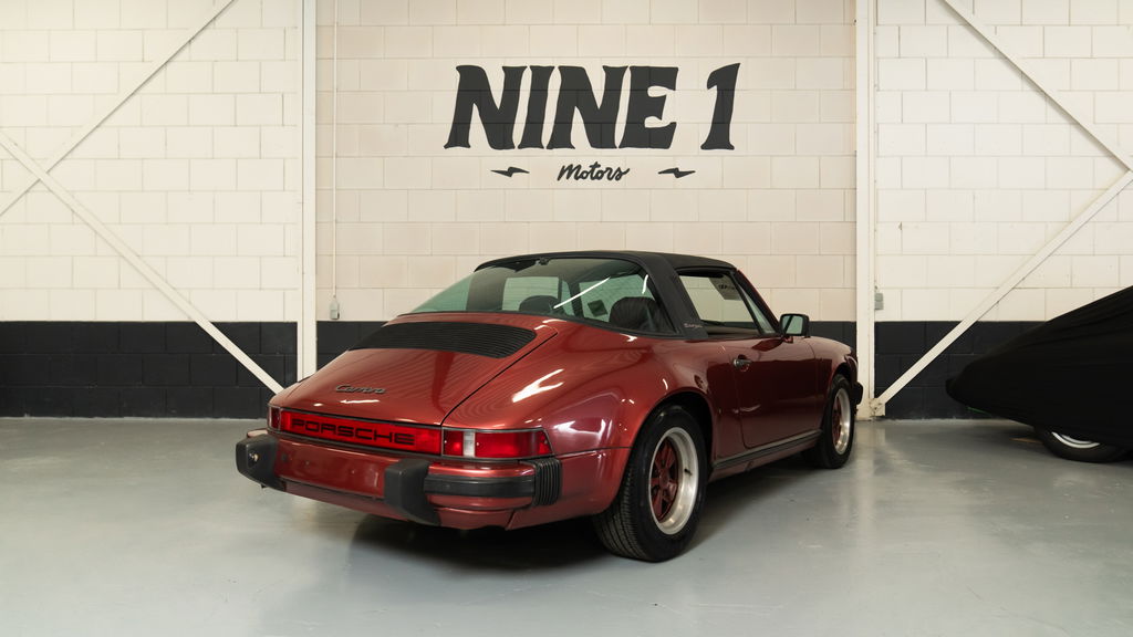 Porsche 911 Carrera 3.2
