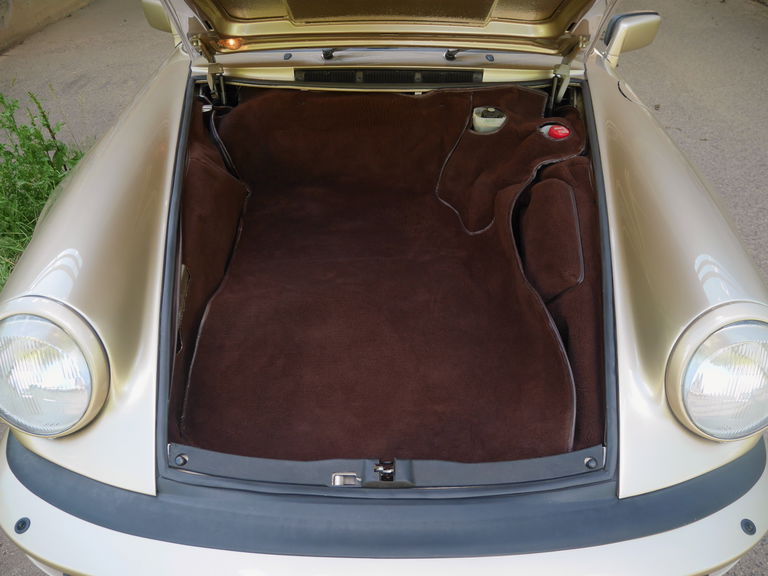 Porsche 911 Carrera 3.2 WTL