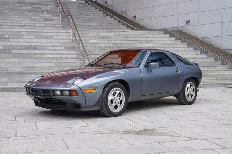 Porsche 928 S