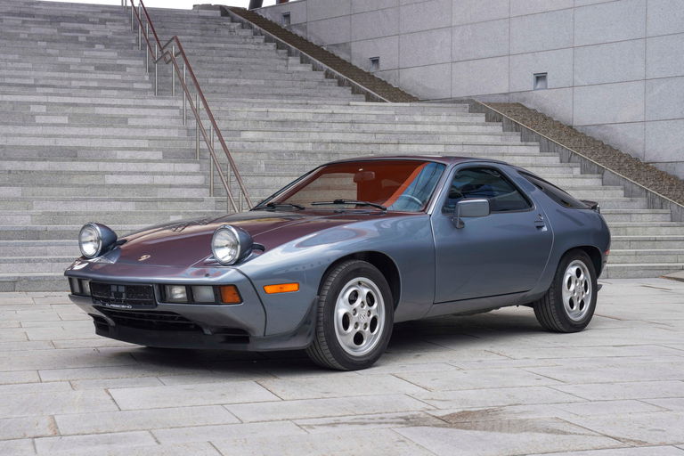 Porsche 928 S