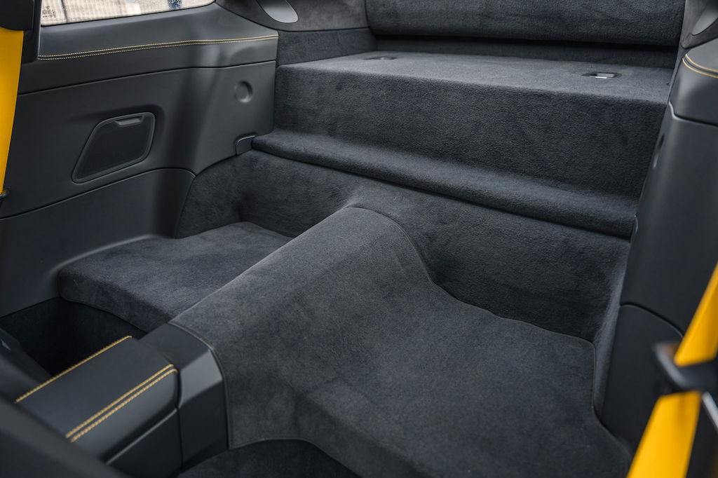 Porsche 992 GT3 Touring