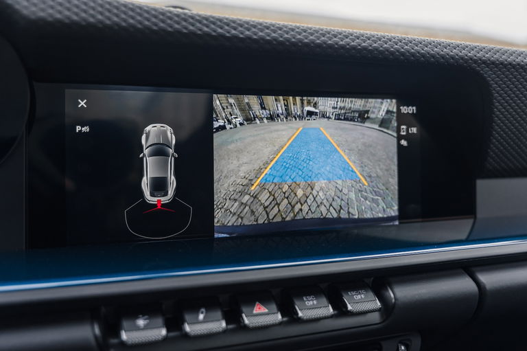 Porsche 992 GT3 Touring