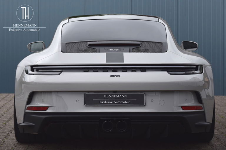 Porsche 992 GT3 Touring