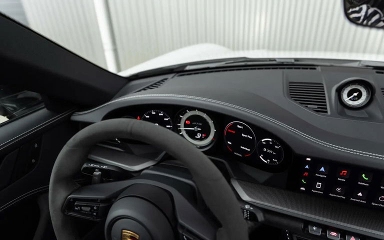 Porsche 992 Carrera GTS