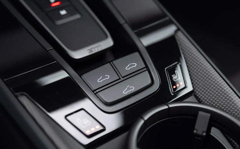 Porsche 992 Carrera GTS