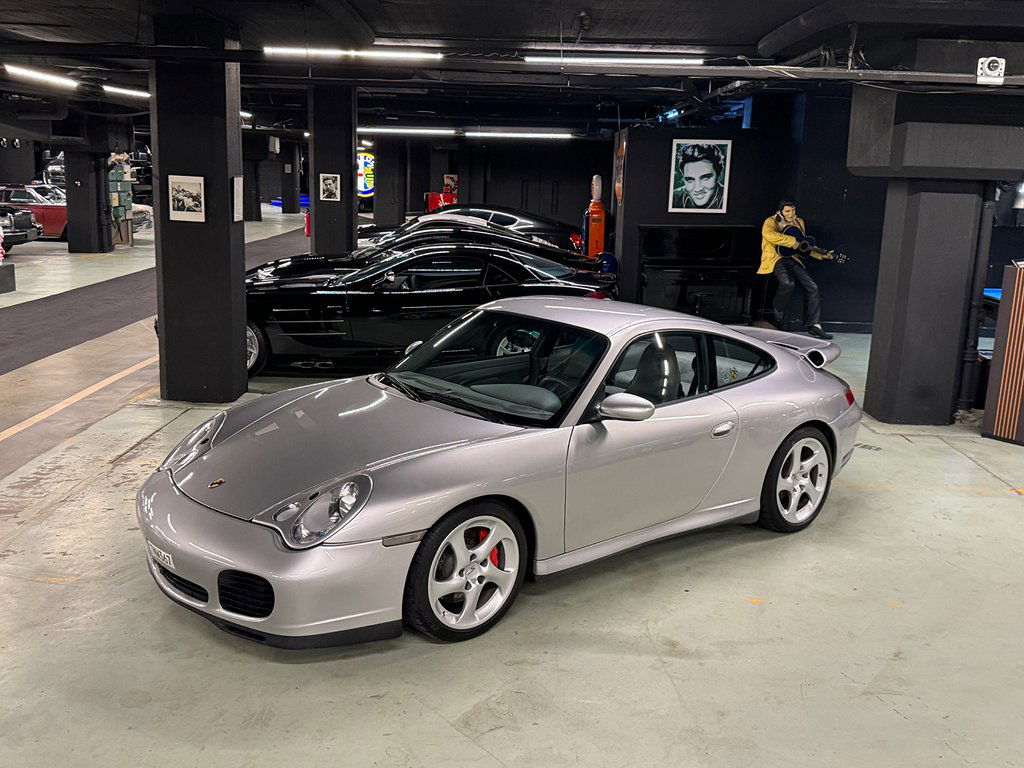 Porsche 996 Carrera 4S