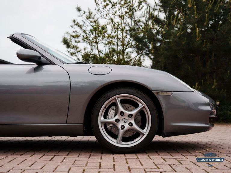 Porsche 996 Carrera 4