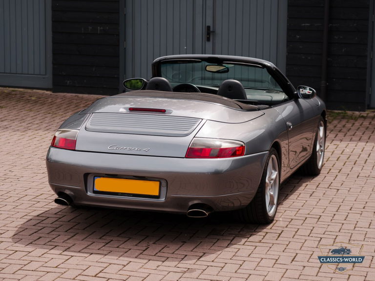 Porsche 996 Carrera 4