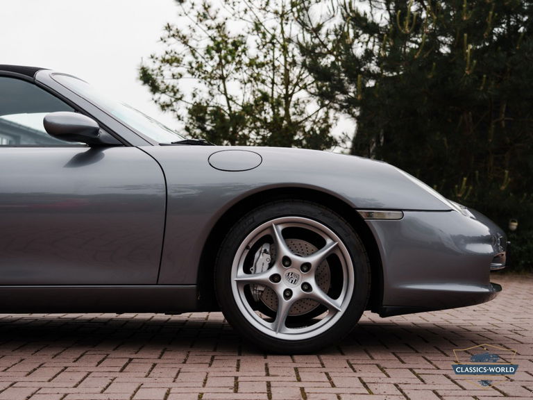 Porsche 996 Carrera 4