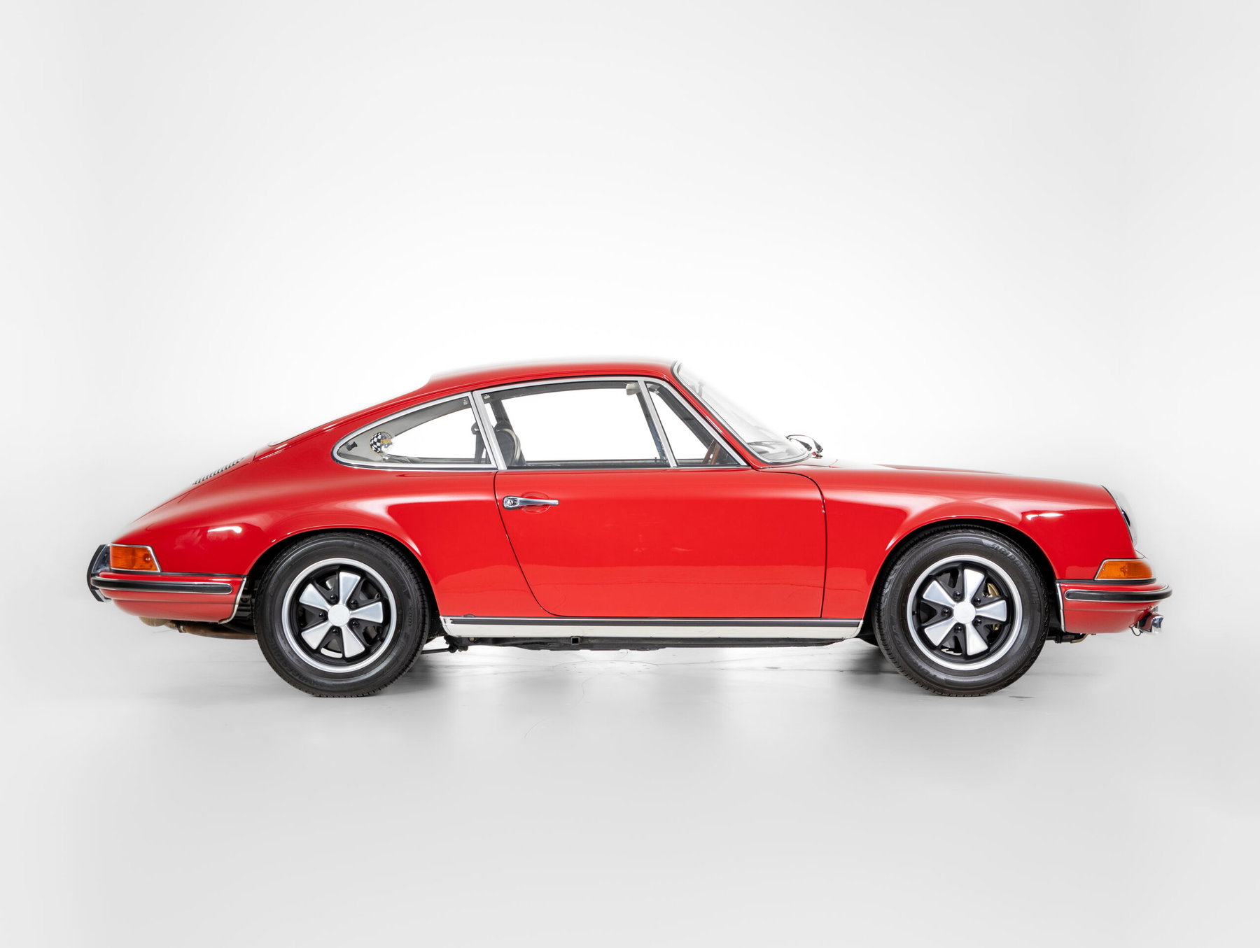 Porsche 911 S (F-Modell) 1969 - elferspot.com - Marketplace for