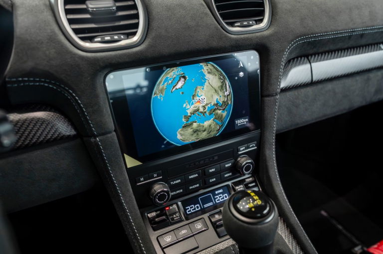 Porsche 718 Cayman GT4 RS