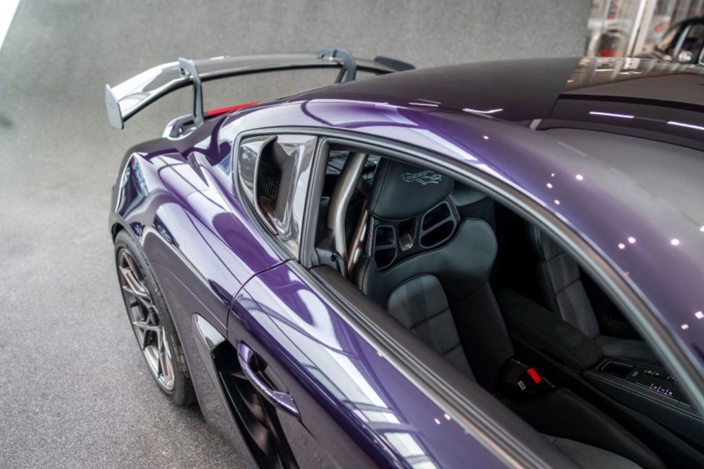 Porsche 718 Cayman GT4 RS