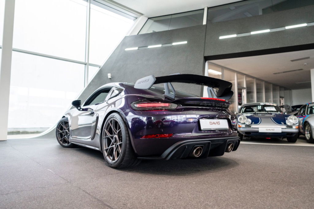 Porsche 718 Cayman GT4 RS