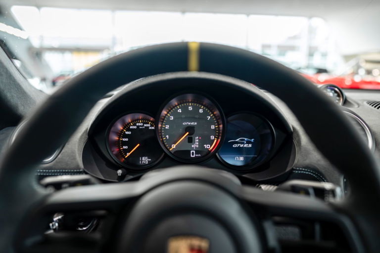 Porsche 718 Cayman GT4 RS