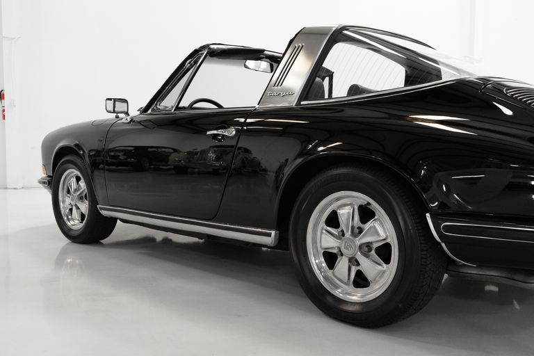 Porsche 911 E