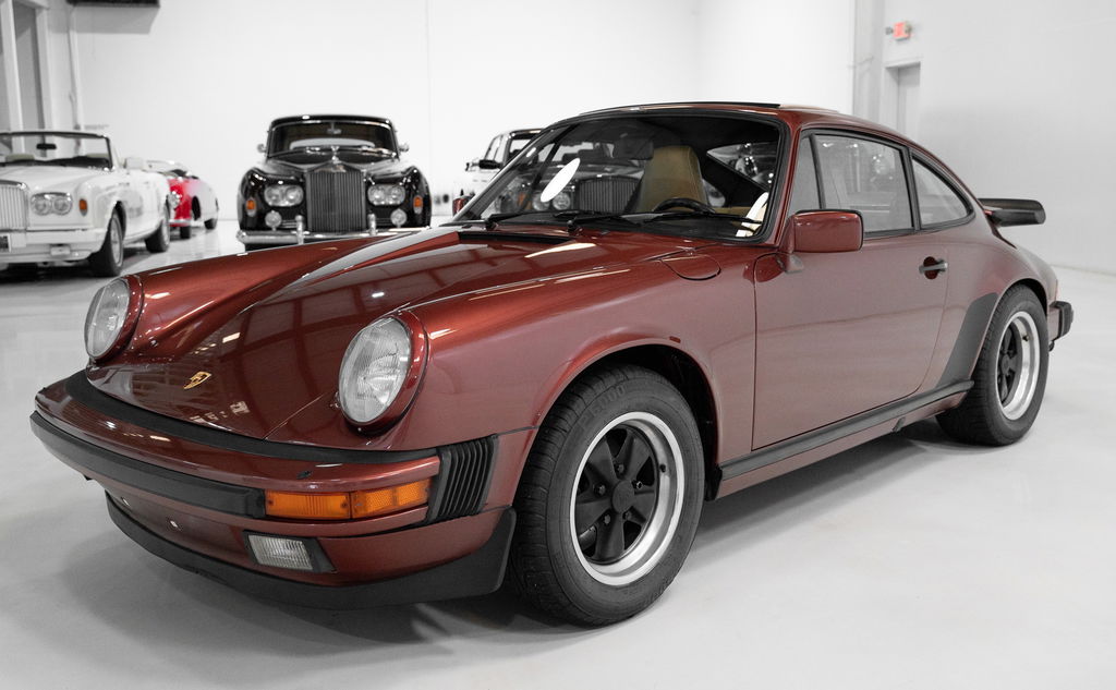 Porsche 911 Carrera 3.2 (US)