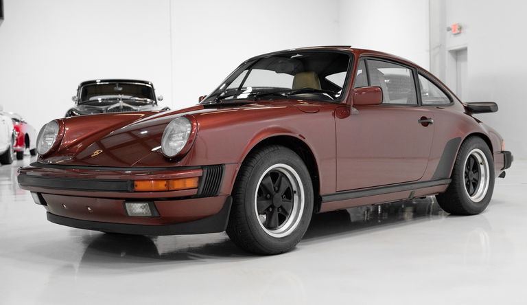 Porsche 911 Carrera 3.2 (US)