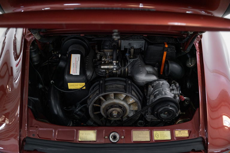 Porsche 911 Carrera 3.2 (US)