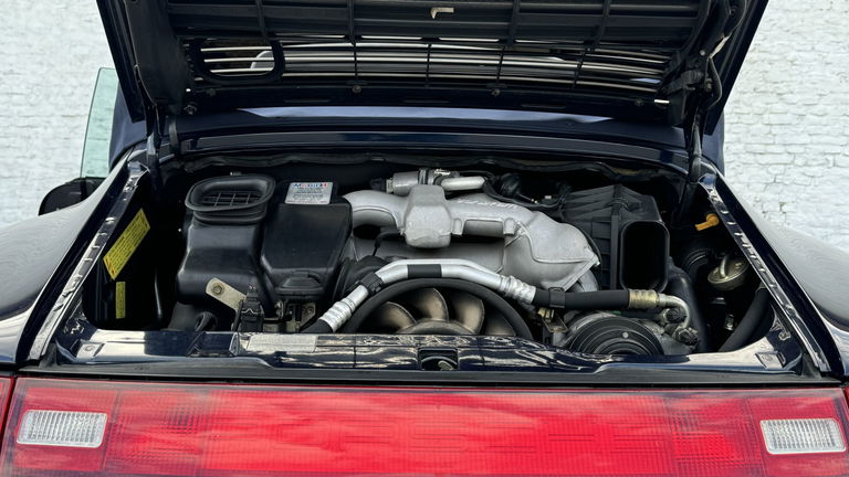 Porsche 993 Carrera 4