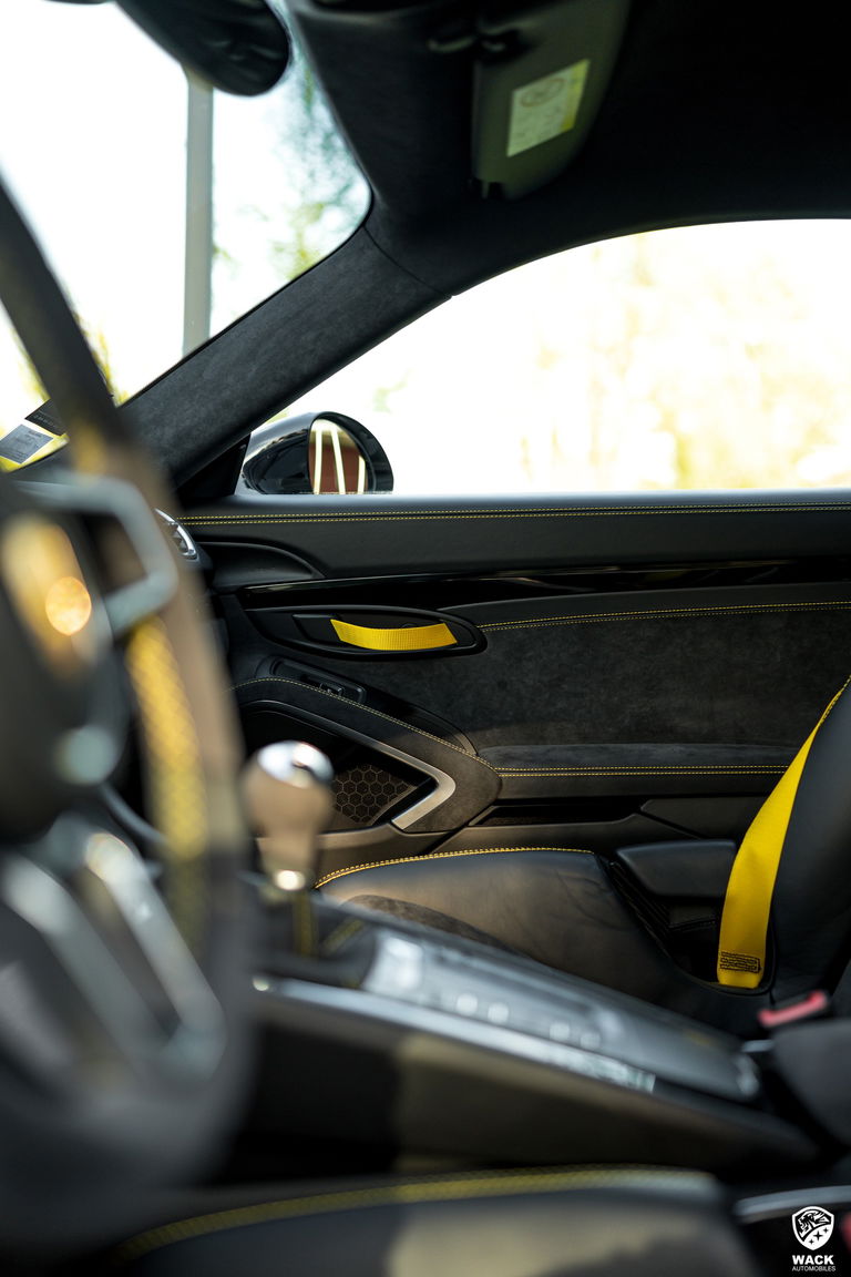 Porsche 981 Cayman GT4