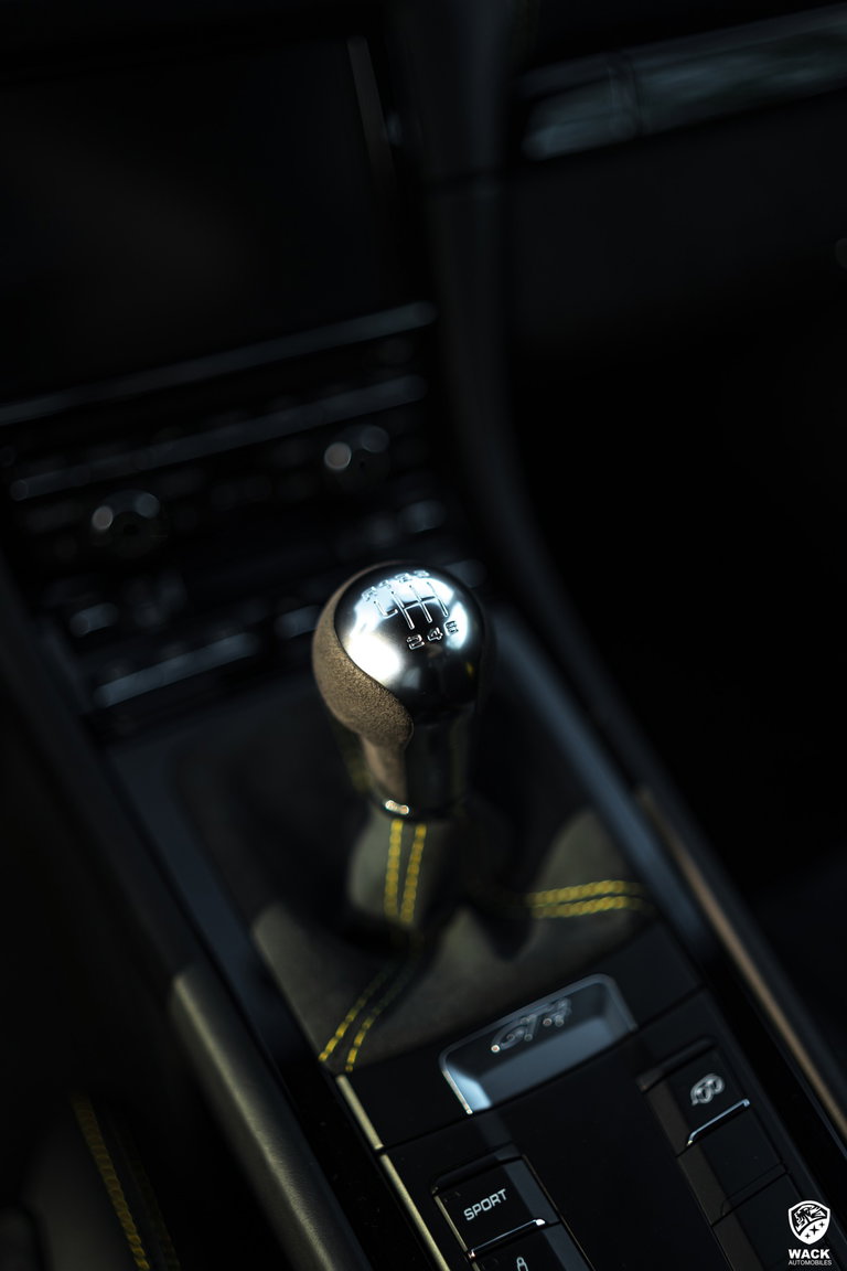 Porsche 981 Cayman GT4