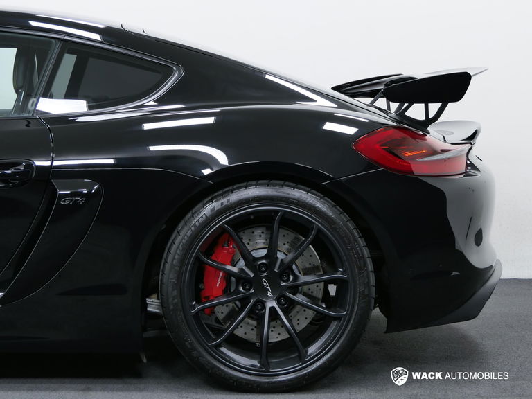 Porsche 981 Cayman GT4