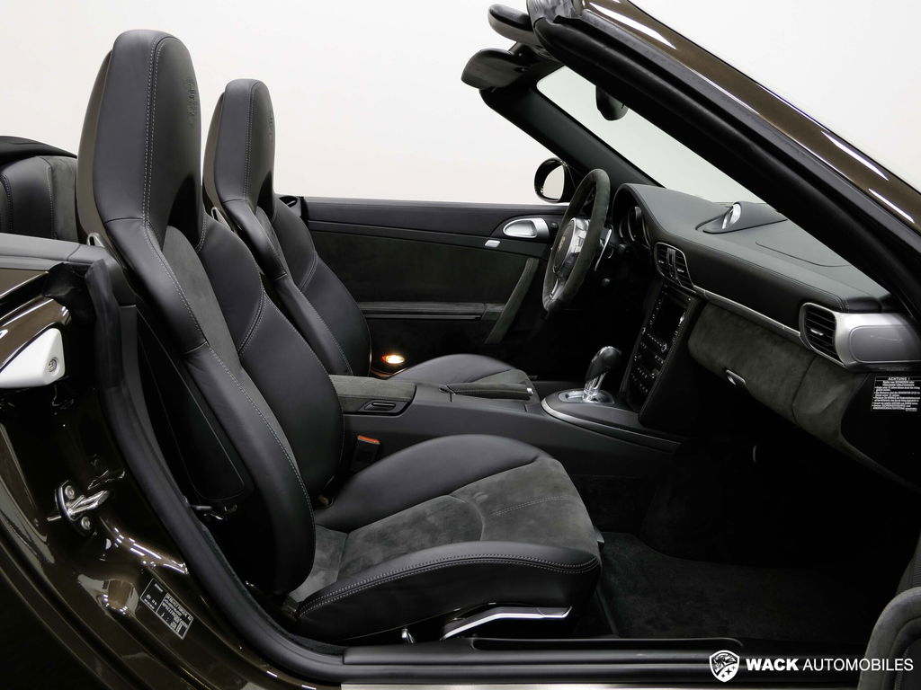 Porsche 997.2 Carrera GTS