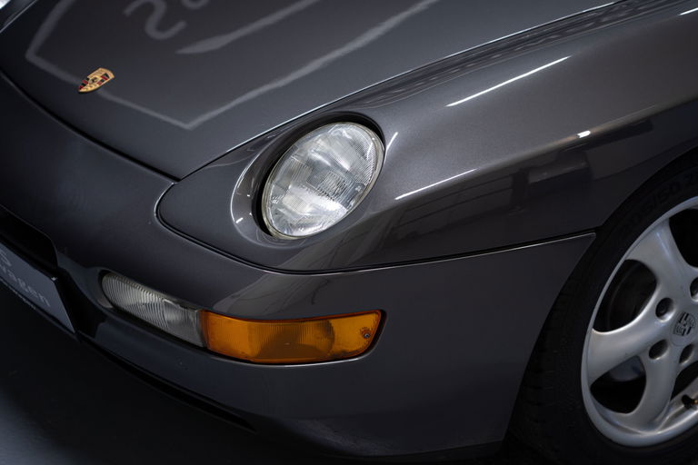 Porsche 968