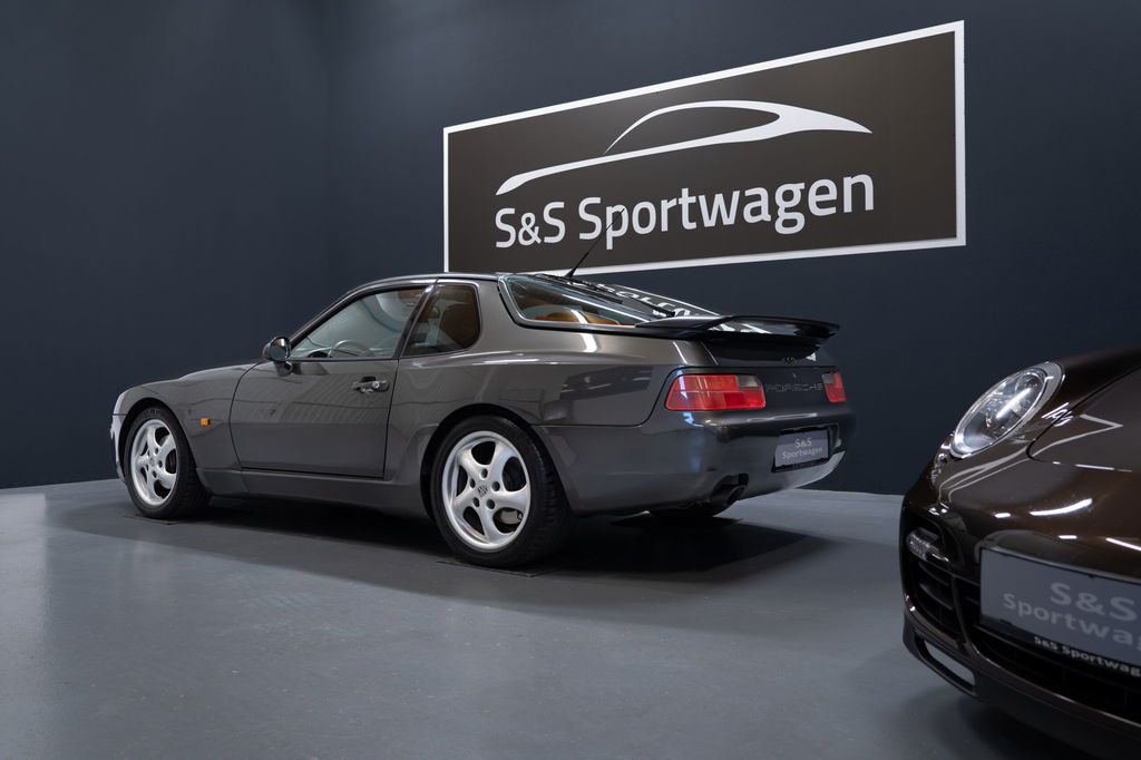 Porsche 968