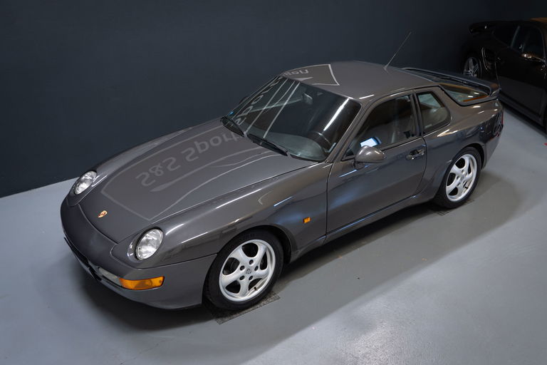 Porsche 968