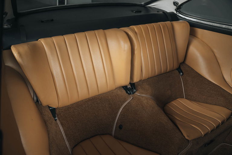 Porsche 911 S (F-Modell)