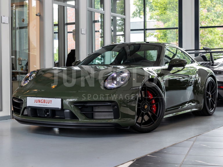 Porsche 992 Carrera GTS