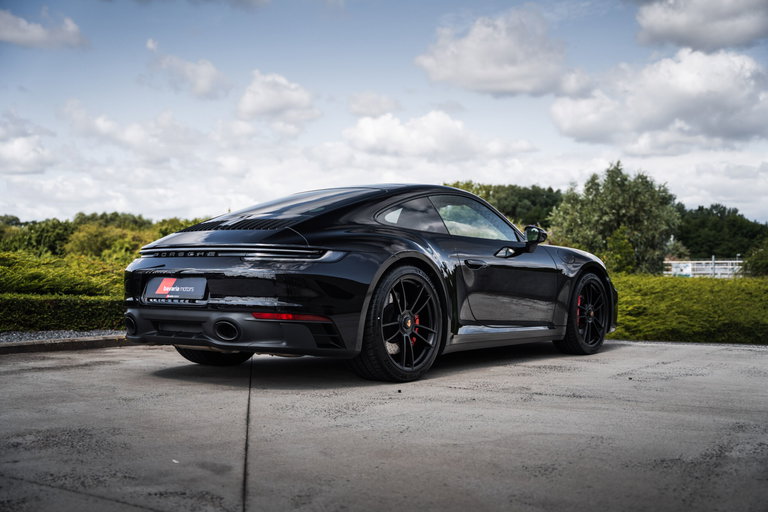 Porsche 992 Carrera GTS