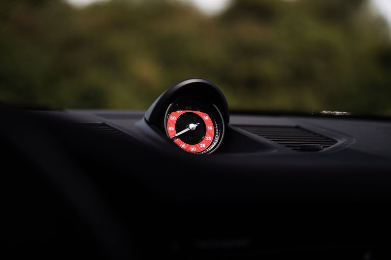 Porsche 992 Carrera GTS