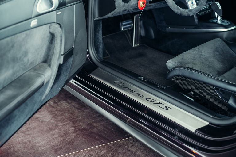 Porsche 997.2 Carrera GTS