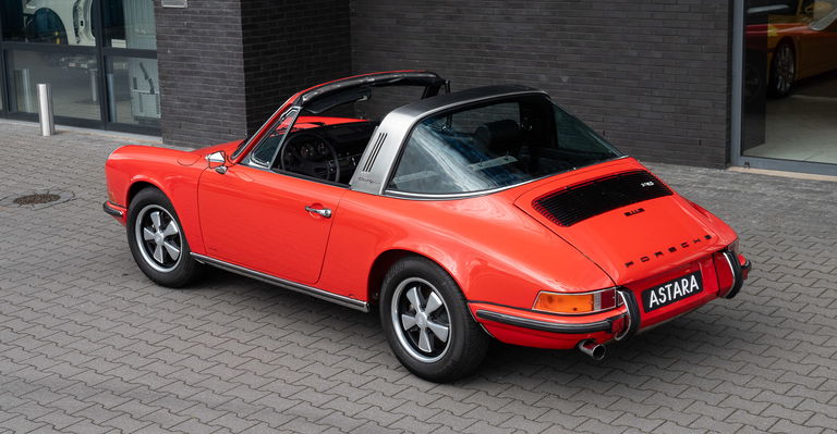 Porsche 911 E