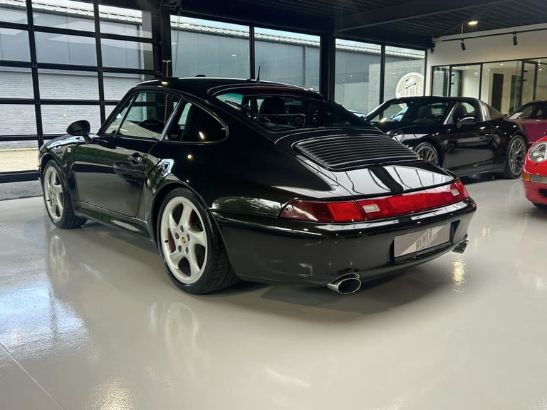 Porsche 993 Carrera 4S