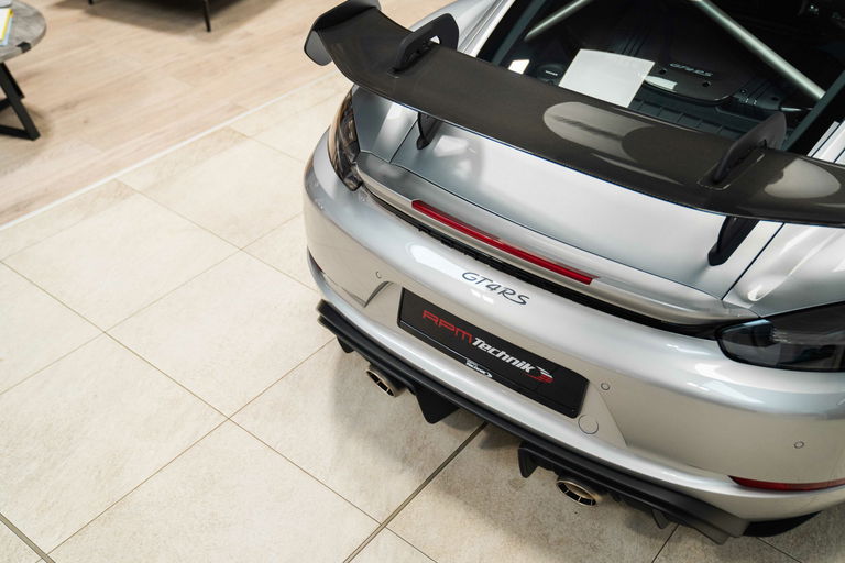 Porsche 718 Cayman GT4 RS