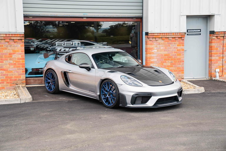 Porsche 718 Cayman GT4 RS