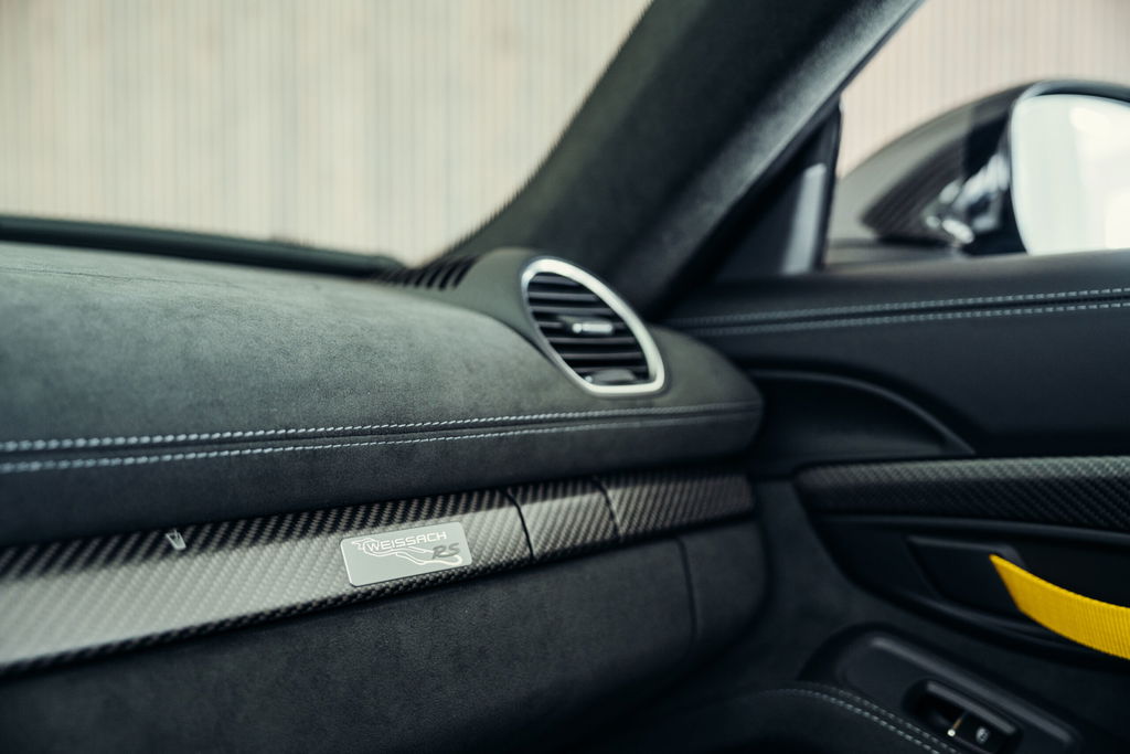 Porsche 718 Spyder RS