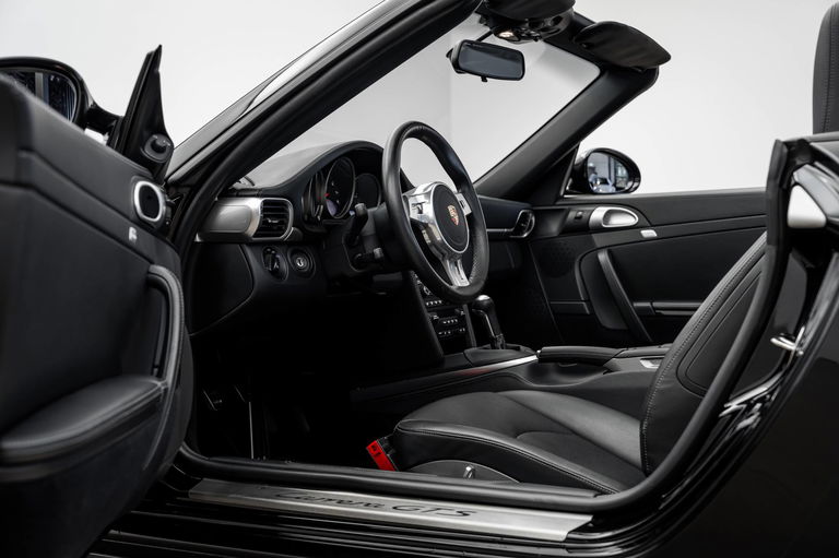 Porsche 997.2 Carrera GTS