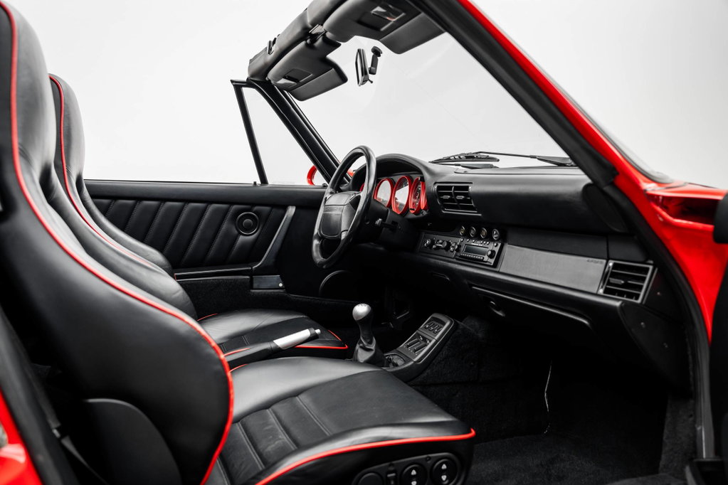 Porsche 964 Carrera 4