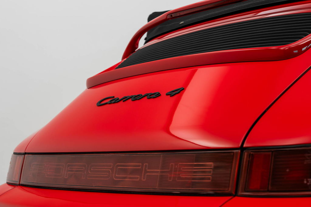 Porsche 964 Carrera 4