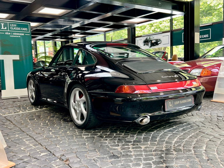 Porsche 993 Carrera 4S