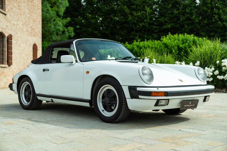 Porsche 911 Carrera 3.2