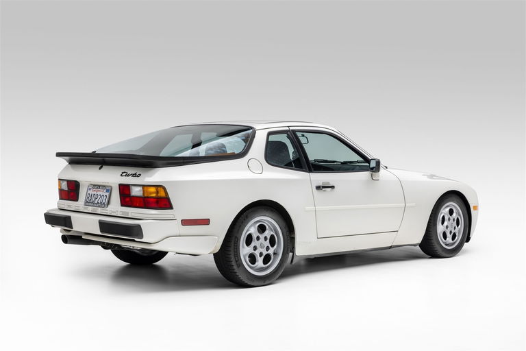 Porsche 944 Turbo Coupé