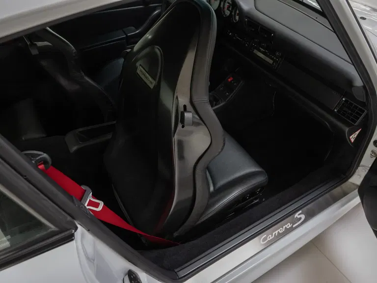 Porsche 993 Carrera 4S